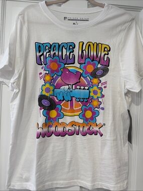 Prince Peter Collection White "Peace Love Woodstock" Graphic Tee